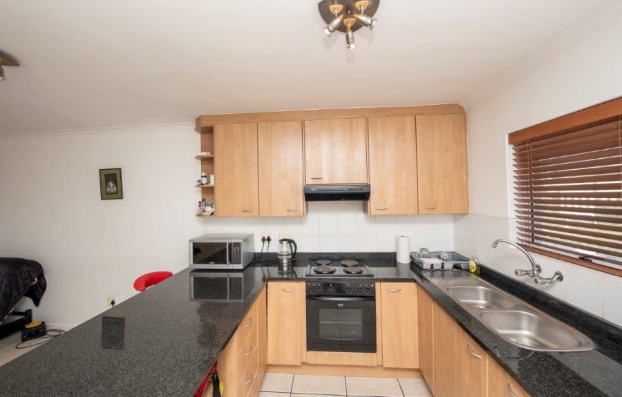 To Let 1 Bedroom Property for Rent in Century City Western Cape